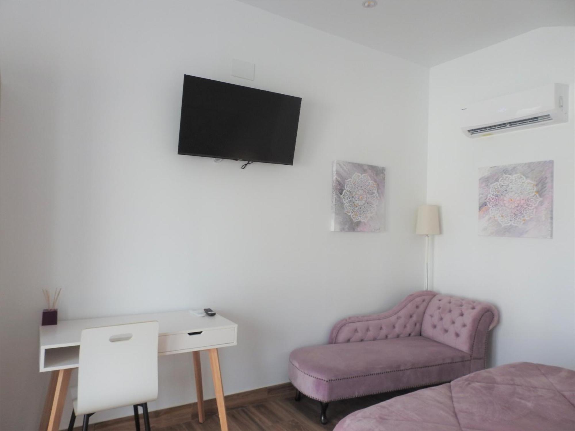 Sandra Rooms لقنت المظهر الخارجي الصورة